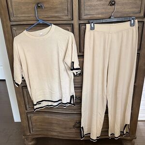 Beige and Black Lounge Set